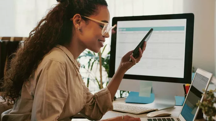 AI-Powered Virtual Assistants Quietly Shape LinkedIn Executive Voices