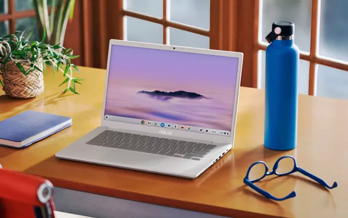 Google-Unveils-Googlebooks-Laptop-Push-as-Next-Gen-OS-Rumors-Grow.jpg
