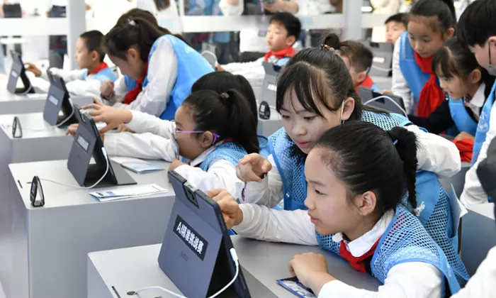 China-Launches-Global-AI-Education-Platform-to-Expand-Digital-Learning-Worldwide.jpg